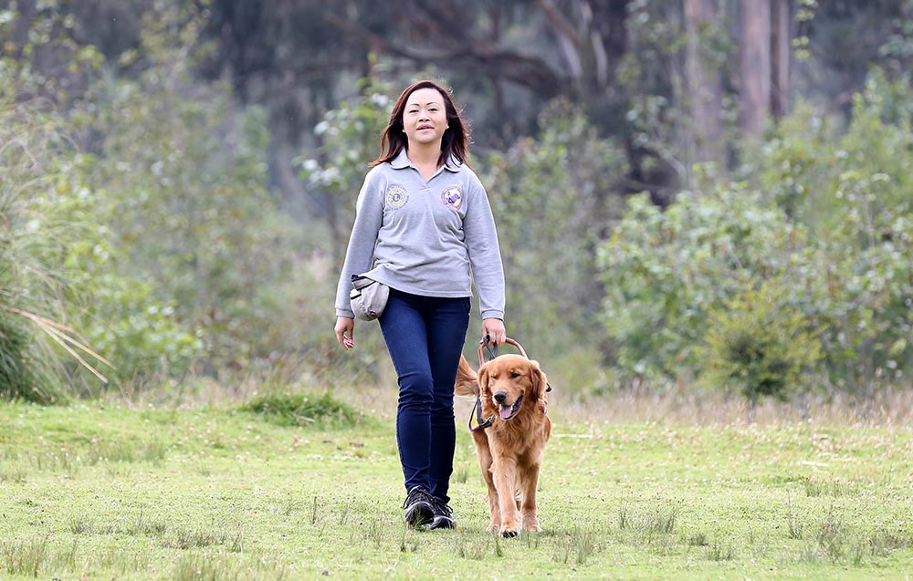 Valeria y nuestro lindo perro Max, entrenando juntos.