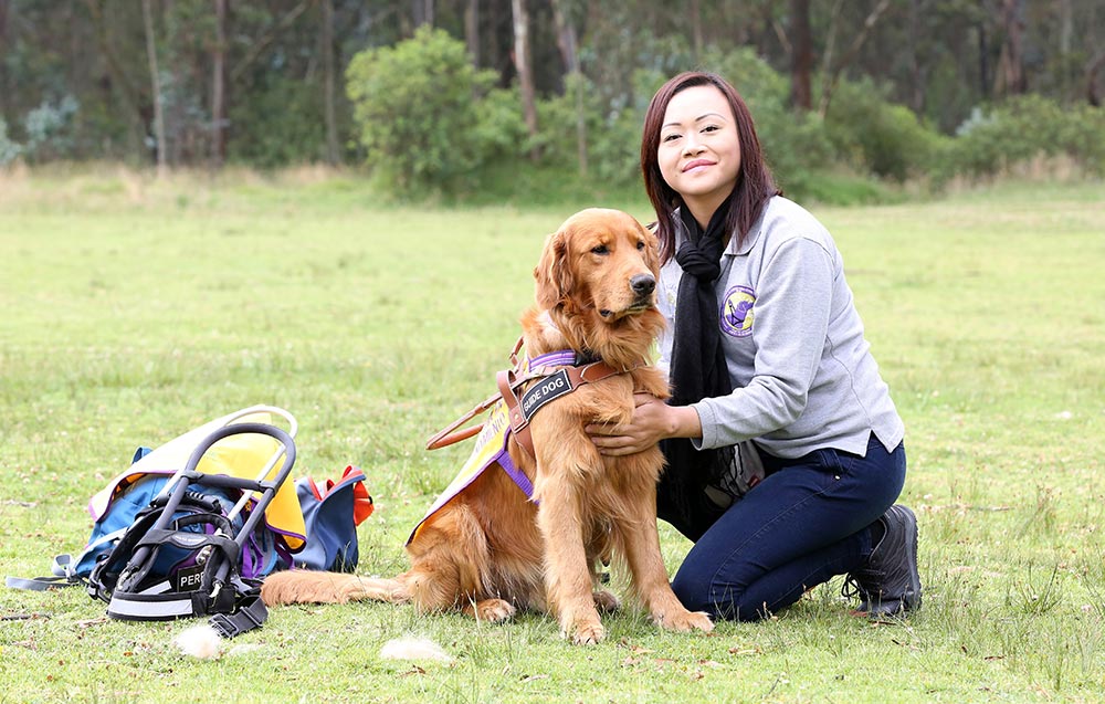 Valeria y nuestro can Max, alistándose para una ardua jornada de entrenamiento.